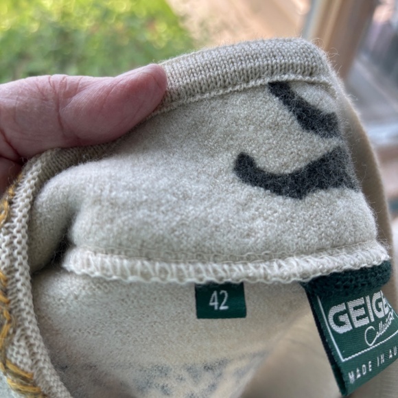 Geiger Austrian wool shepherd, poodle dog breeds coat - Picture 9 of 9